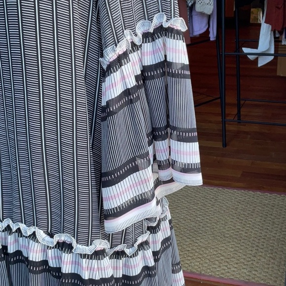 Max studio dress black with white and pink boho with ruffled sleeves semi sheer - Picture 9 of 9